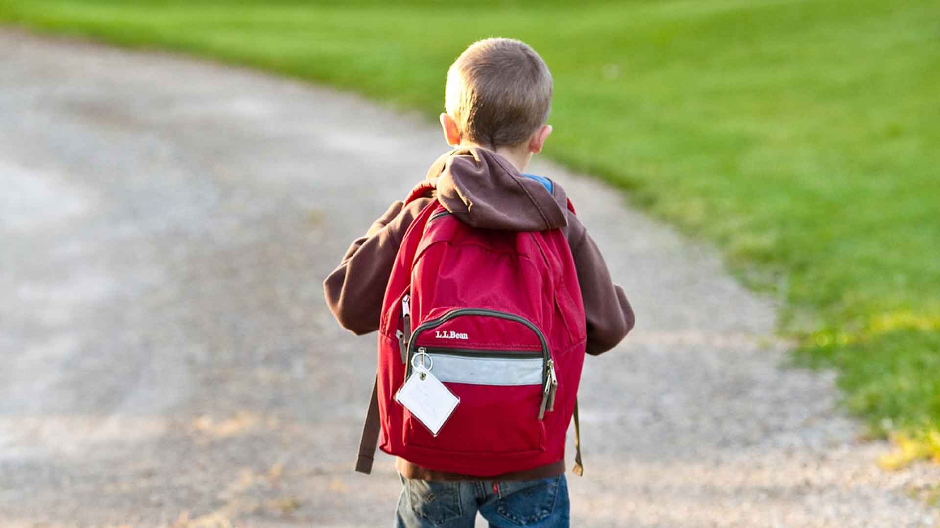 kid going to school - Blog